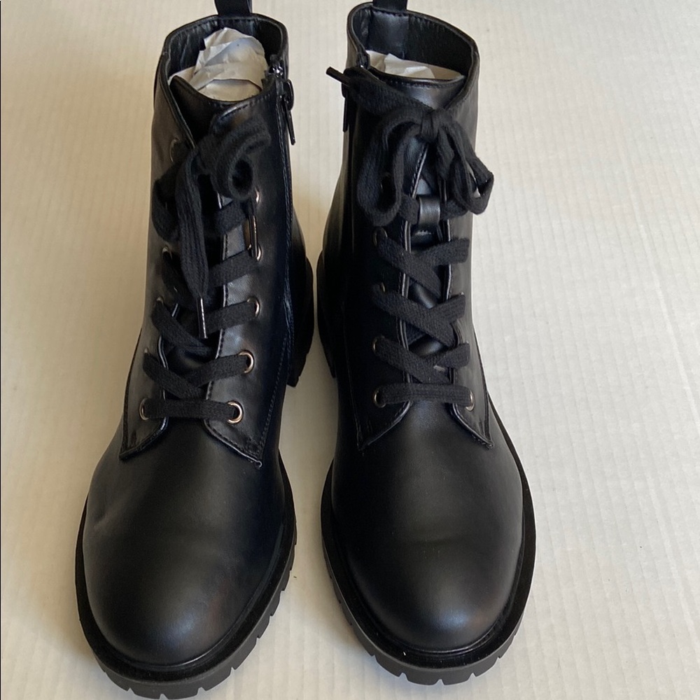 Le Chateau Black Combat Boots NIB